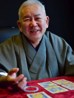 占いの館千里眼 新京極店
武嗣先生