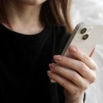 SMBCモビットWEB完結で電話きた？必要書類提出や申込みの流れ・審査時間反映・本人確認書類・アプリ・即日など