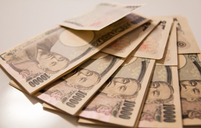 個人融資即日融資で最大50万LINEは？どうしても50万必要！無償で50万円貸してくれる人は要注意