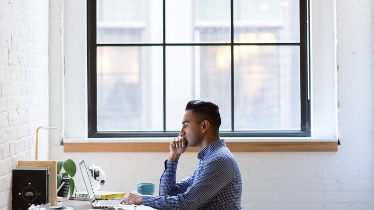 プログラミングスクールはやめとけ？無駄・必要ないと言われる理由￼