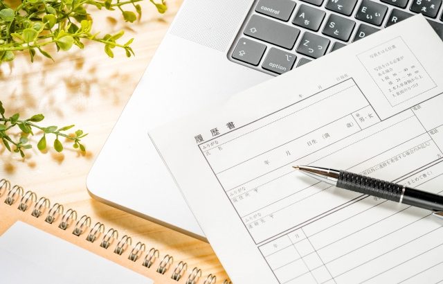 就活エージェントのやめとけ、ゴミは本当?使わない方がいいと言われる理由解説