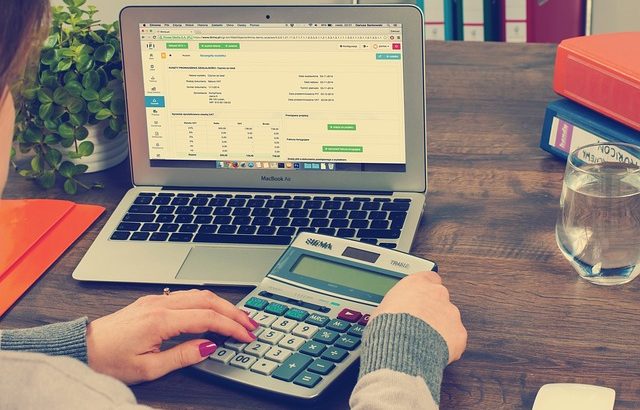 ファクタリングが個人通帳なし・請求書のみはあり？個人事業主におすすめ審査緩い業者紹介