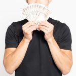 審査なしで10万借りる方法はある？無職、ブラックリストで少額融資受けられるところとは？